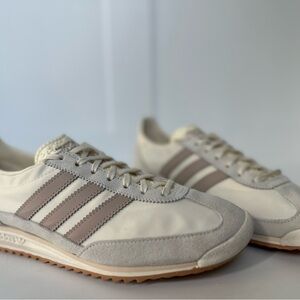 adidas OG Retro Sneaker – Cream/Tan – Men’s US 9